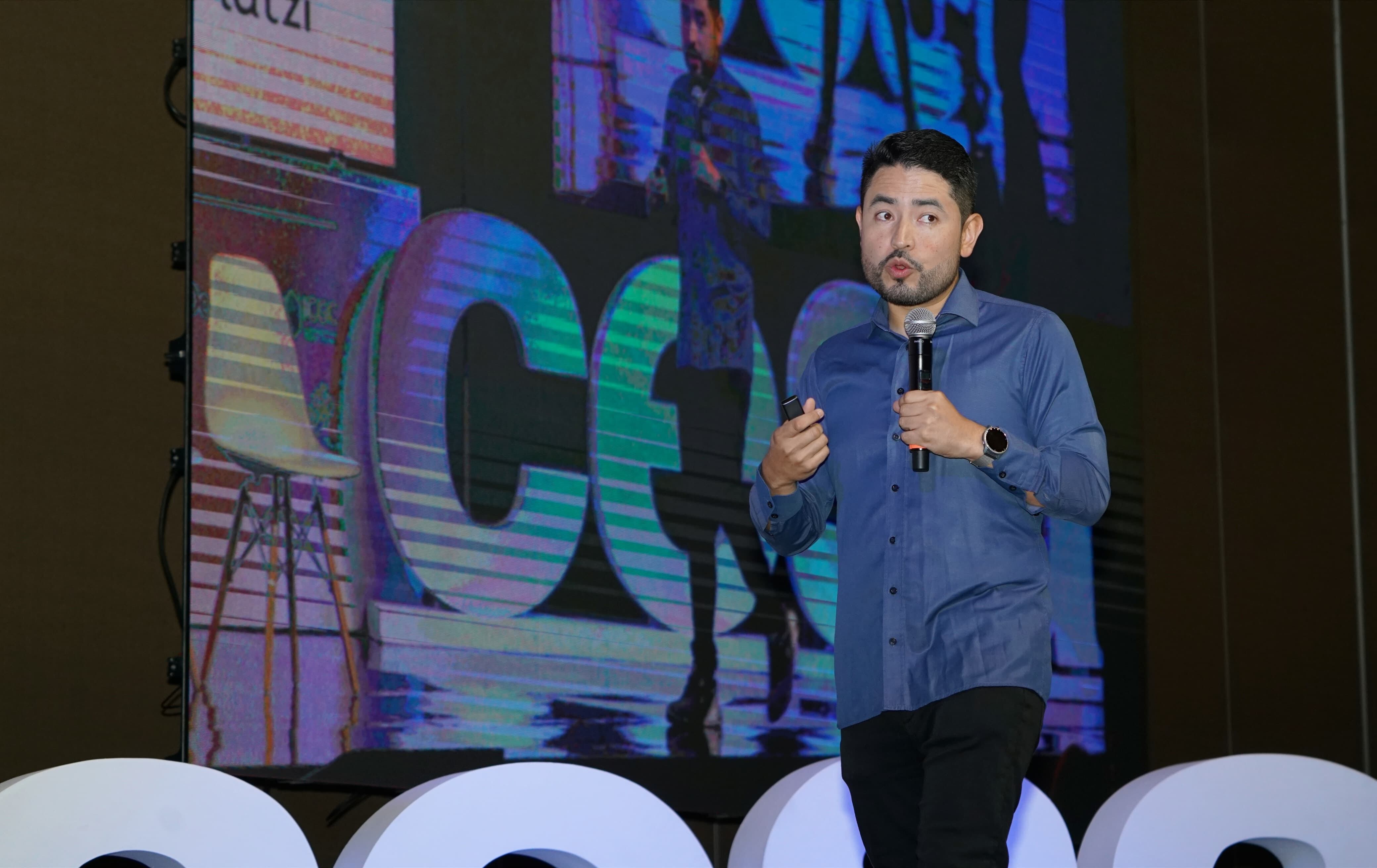 Para Vega hay grandes retos en el uso de la inteligencia artificial en Latinoamérica, especialmente por el miedo de los colaboradores a ser reemplazados.