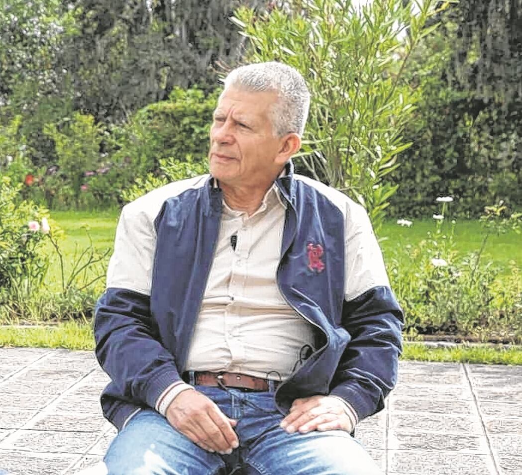 ‘Aureliano Carbonell’, negociador del ELN.