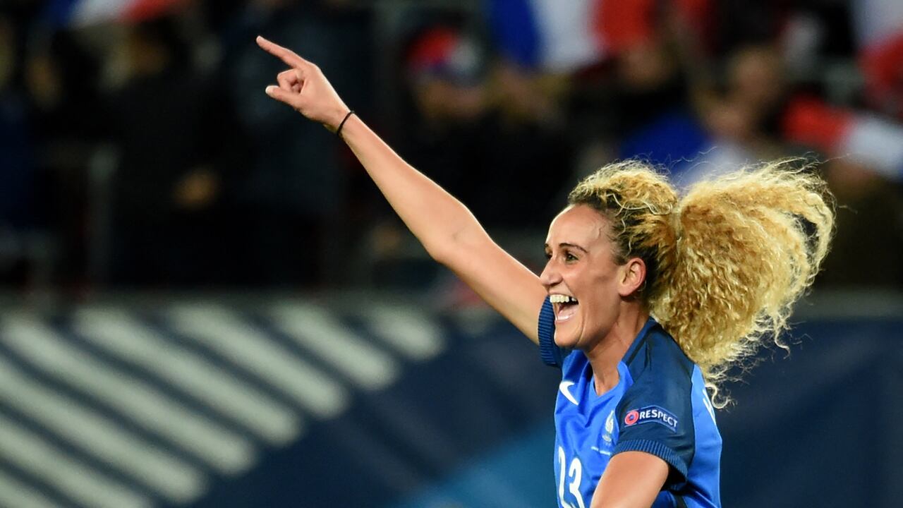 Kheira Hamraoui, internacional francesa y exjugadora del Barcelona, fue víctima el pasado 4 de noviembre de una violenta agresión.