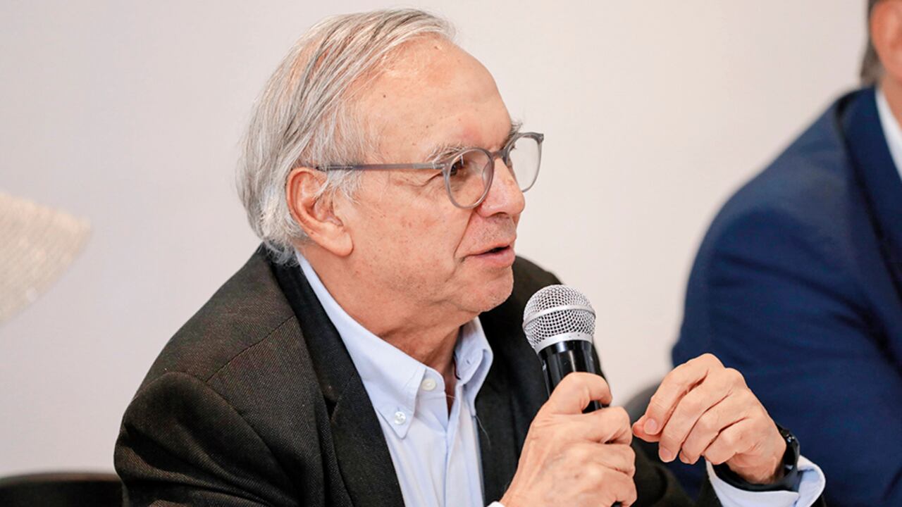 Ricardo Bonilla, ministro de Hacienda.