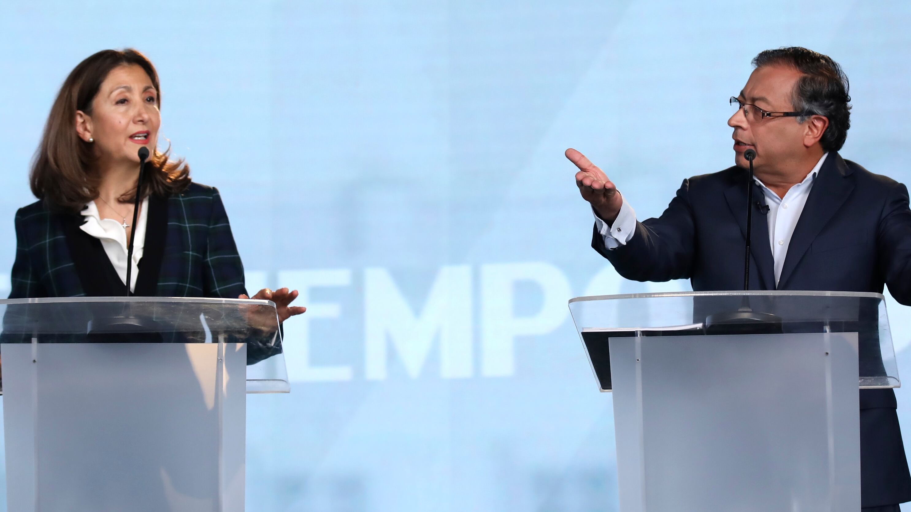 Ingrid Betancourt y Gustavo Petro debate los que son semana y el tiempo