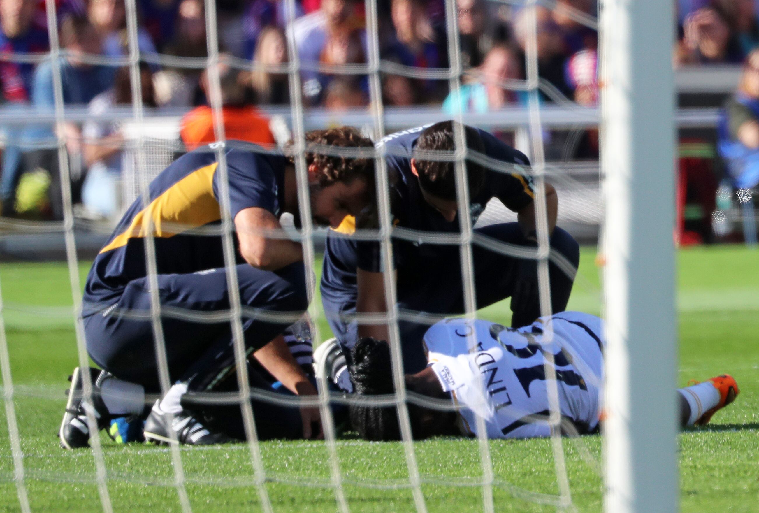 Linda Caicedo is injured during the match between FC Barcelona and Real Madrid CF, corresponding to the week 9 of the Liga F, played at the Olympic Stadium Lluis Companys, on 19th November 2023, in Barcelona, Spain. (Photo by Joan Valls/Urbanandsport/NurPhoto via Getty Images)