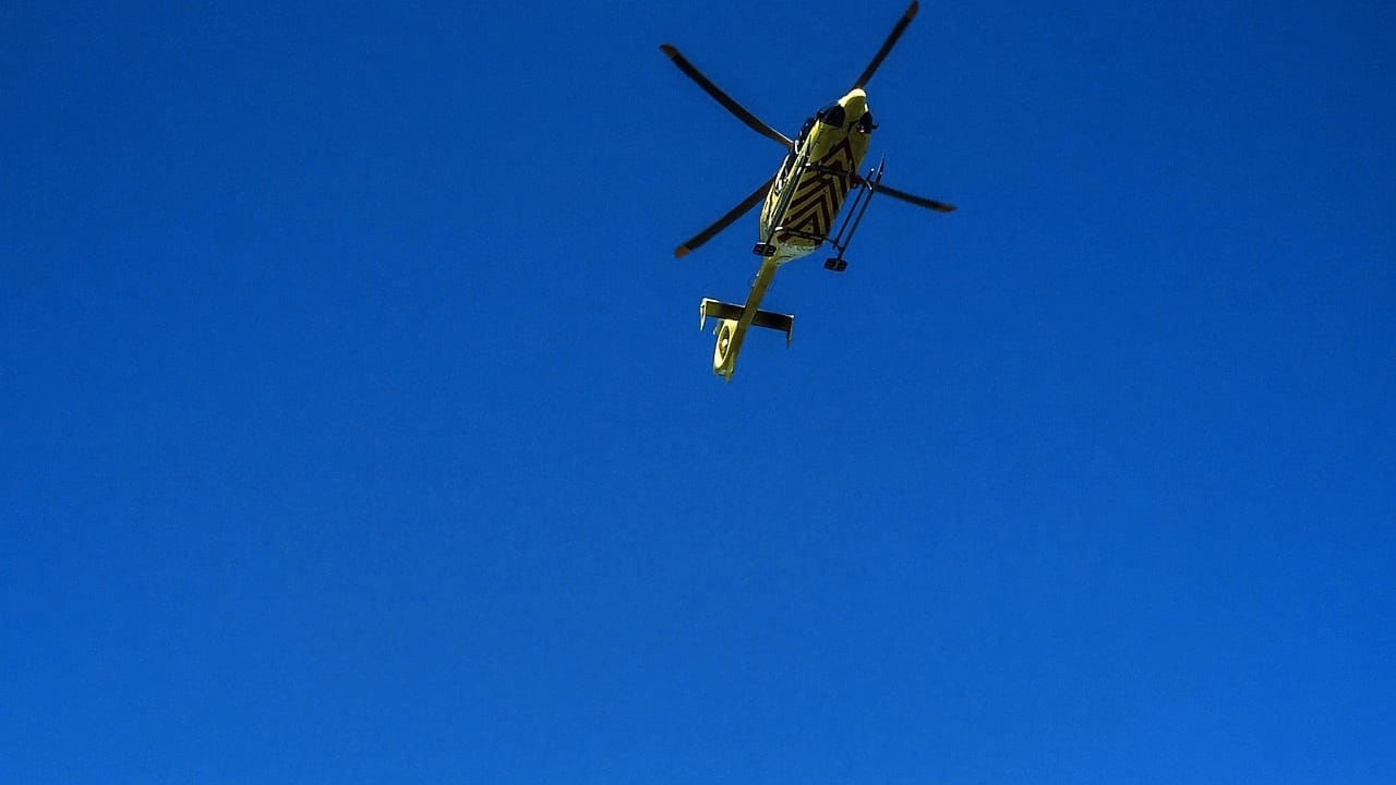 Fuerte video muestra las consecuencias de ave que se estrelló contra un helicóptero en Ecuador.