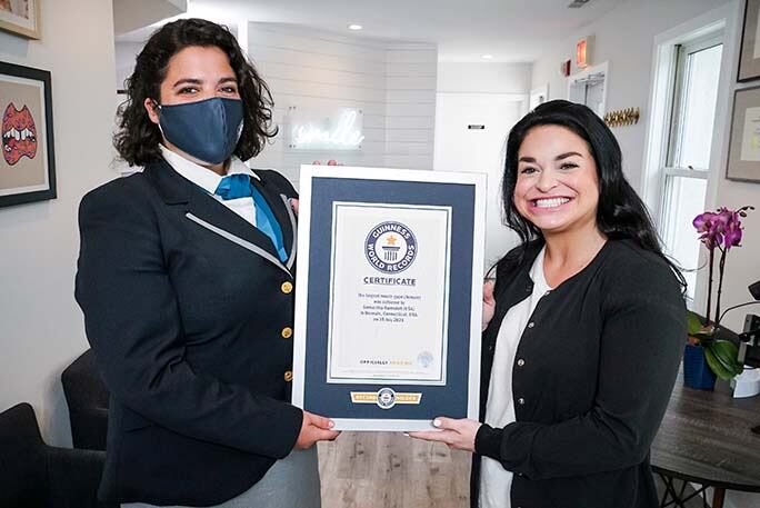 Samantha Ramsdell ostenta el título de la mujer con la boca más grande del mundo según Guinnes Rercods.