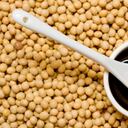 Existen productos para quitar las manchas de la cara y para revitalizar el pelo a partir de la soya. (Foto: Thinkstock)