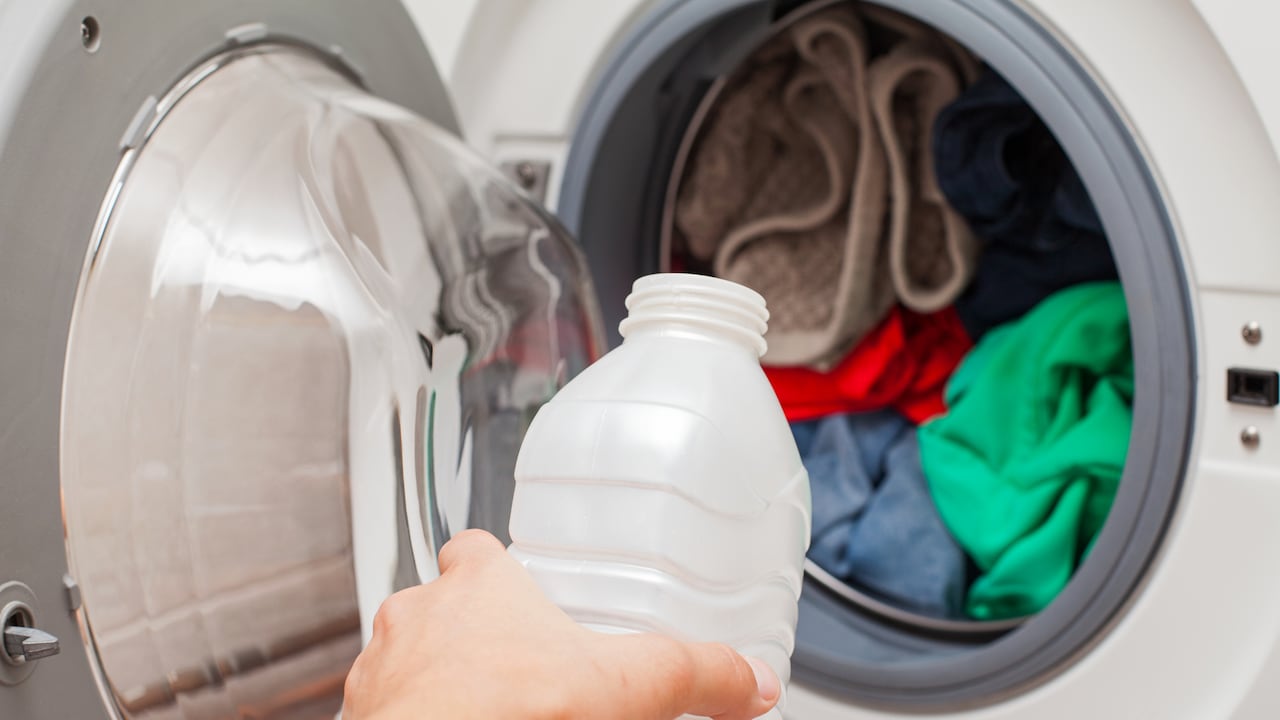 El condimento que se puede usar para lavar la ropa y evitar que se destiña