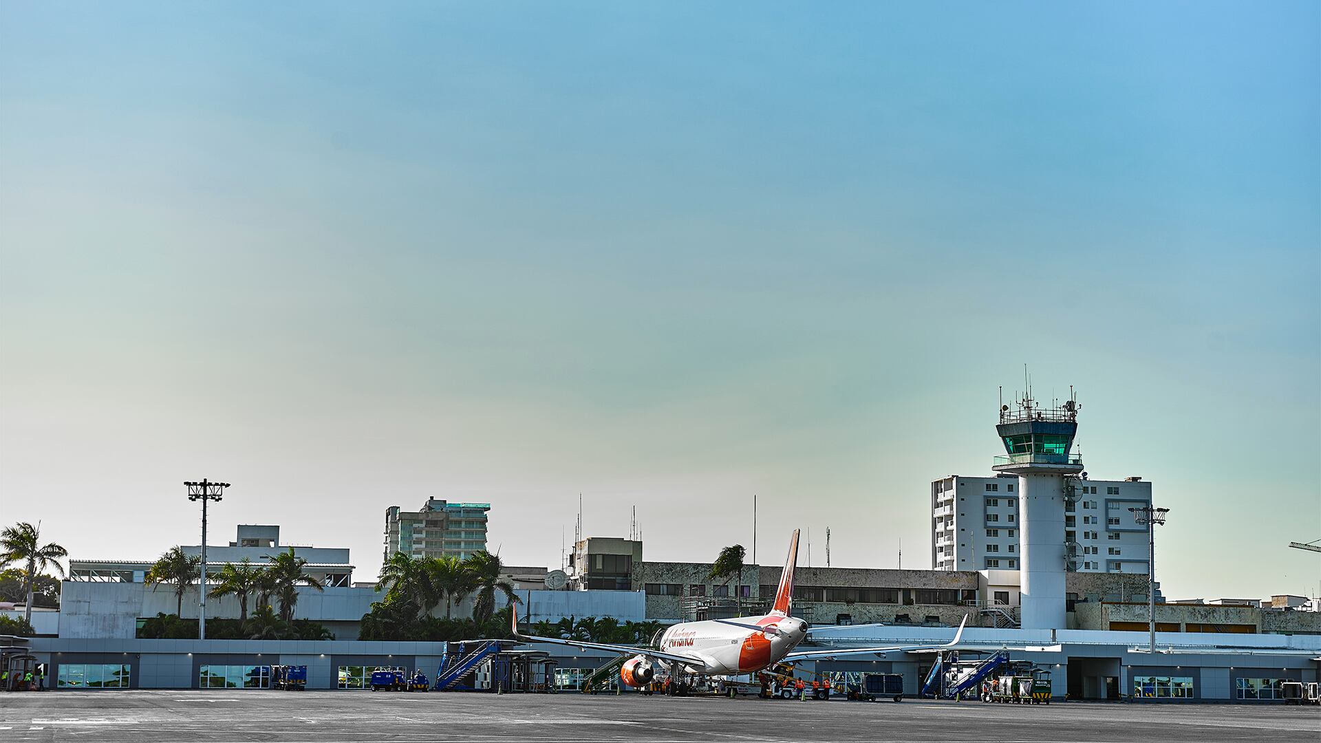 NO USAR, USO EXCLUSIVO MEJOR COLOMBIA, Especial reactivación aérea, aviación, Aeropuerto de Cartagena