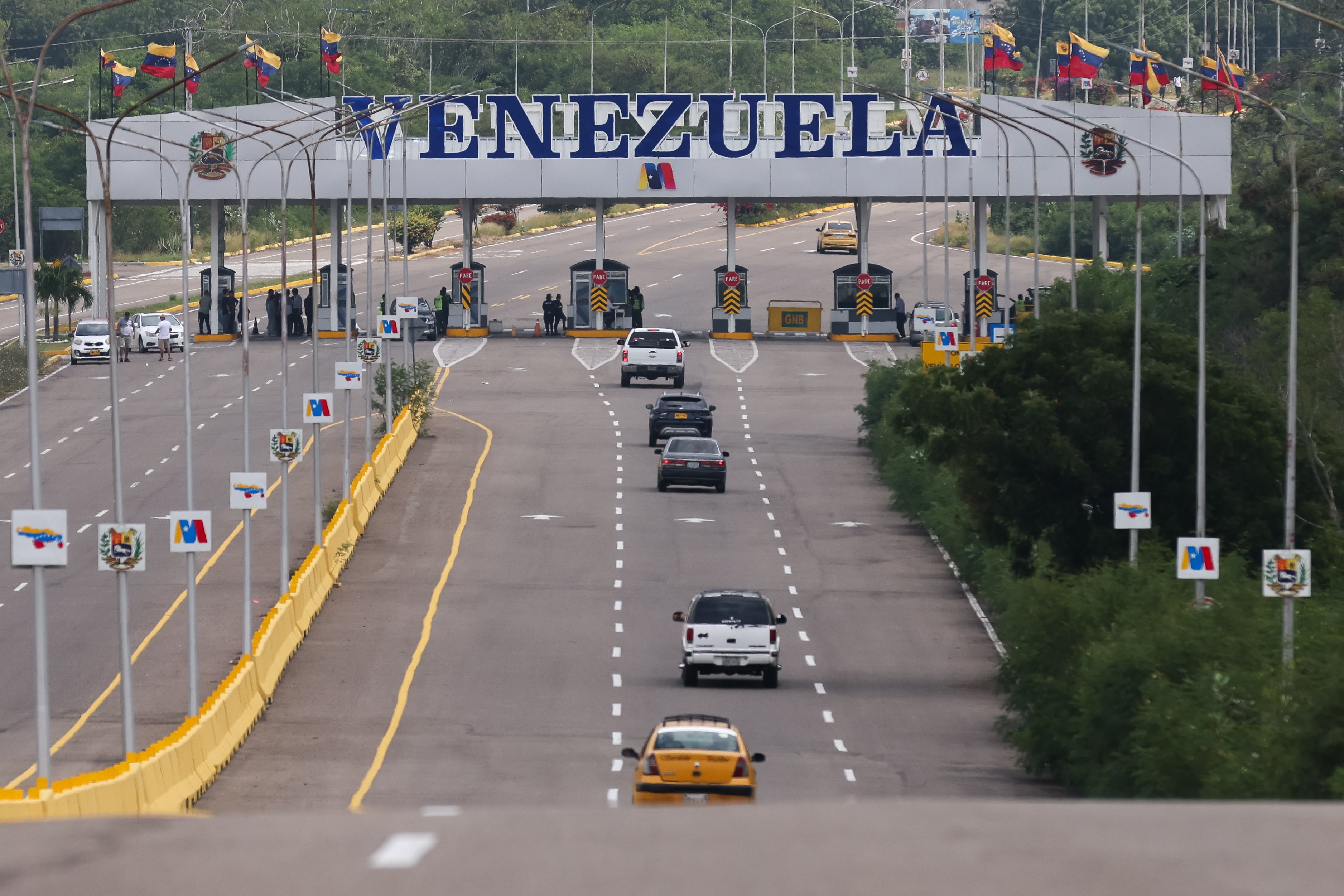 Frontera entre Colombia y Venezuela en Cucúta, Norte de Santander. Paso fronterizo.