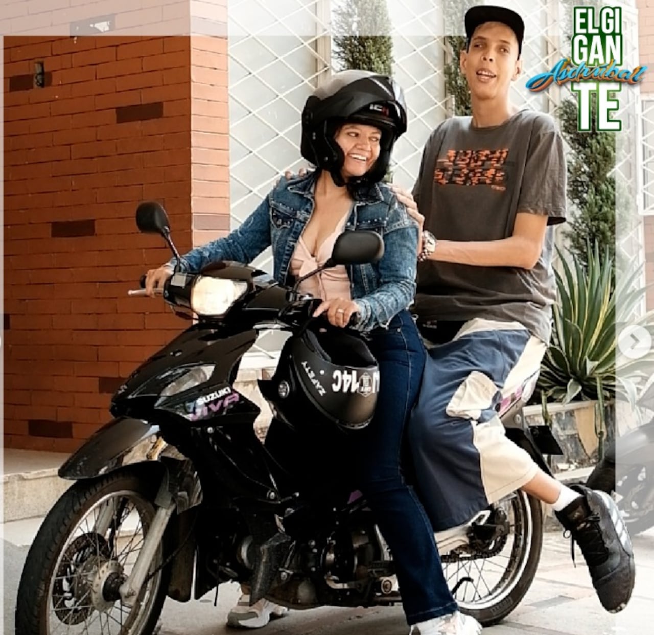 Asdrúbal actualmente es la persona más alta del país.