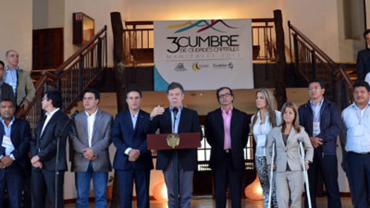 En su encuentro, el presidente Santos y los alcaldes acordaron medidas para mejorar el sistema de salud.