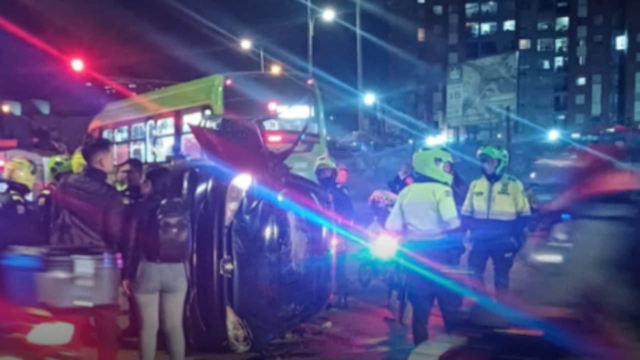 Conductor arrolló a alta velocidad a personas y policías en Bogotá