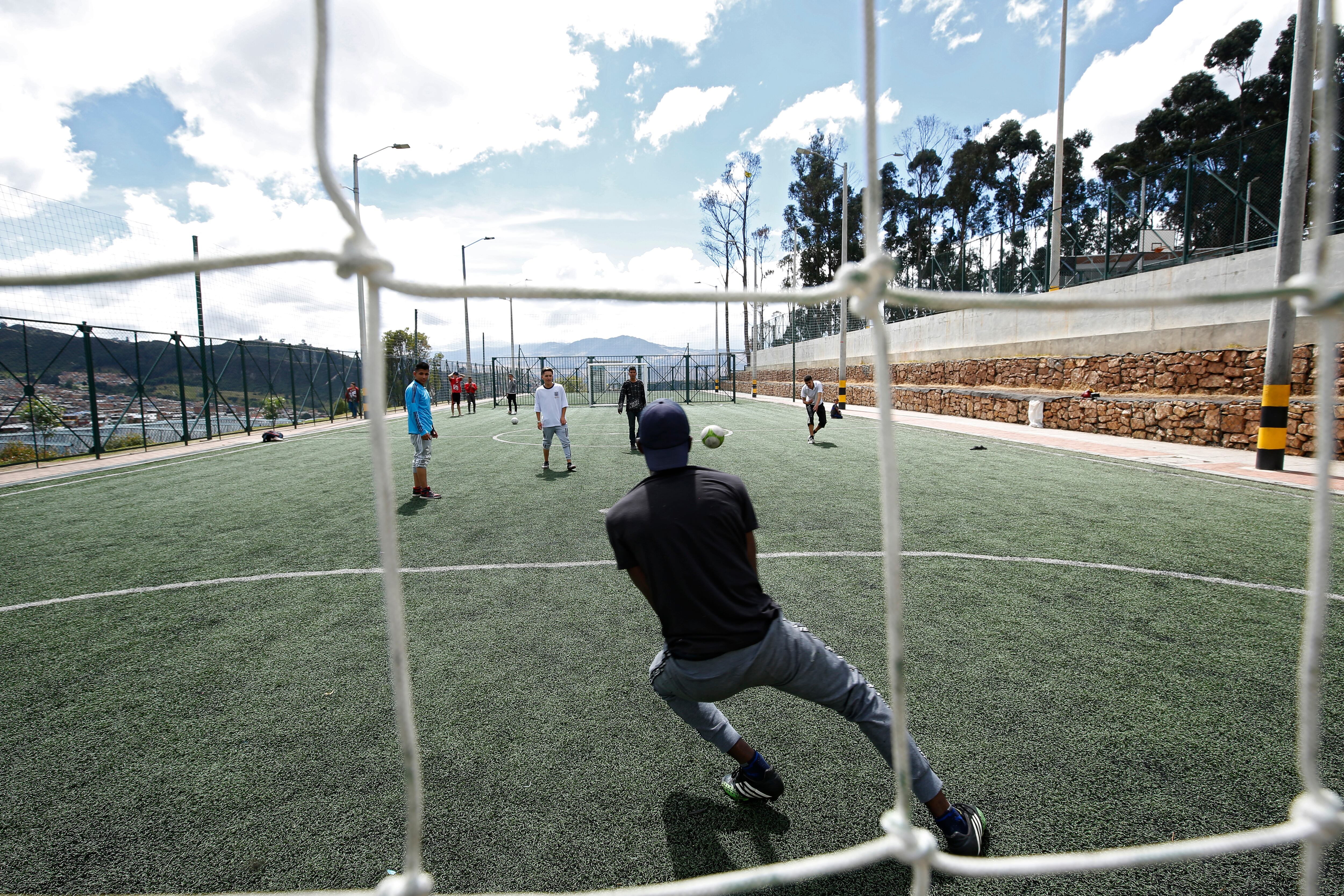 Integración de futbolistas venezolanos en Colombia.