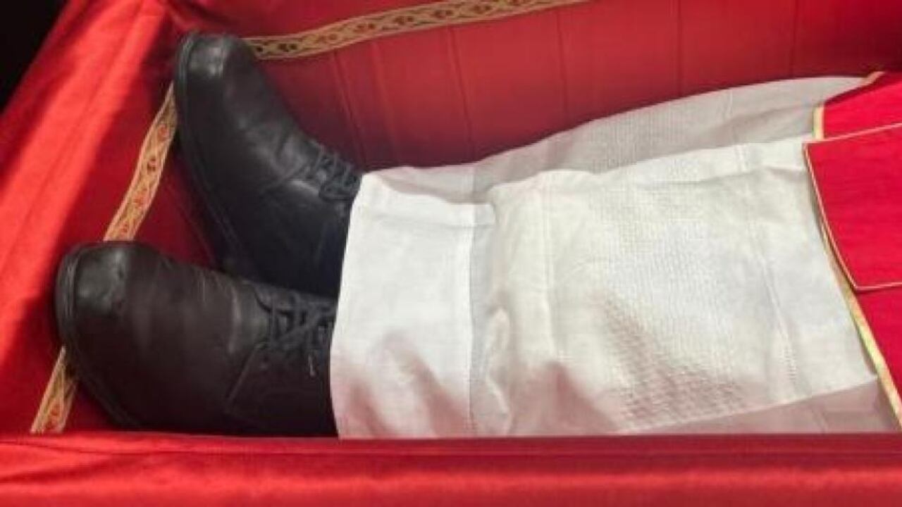 El calzado siempre marcó el estilo que tuvo el papa.