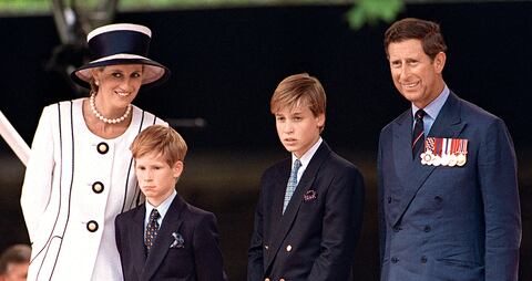 Lady Di se refería a ella como “Rottweiler” y como la otra mujer en su relación con Carlos. Harry y William aprendieron a quererla.
