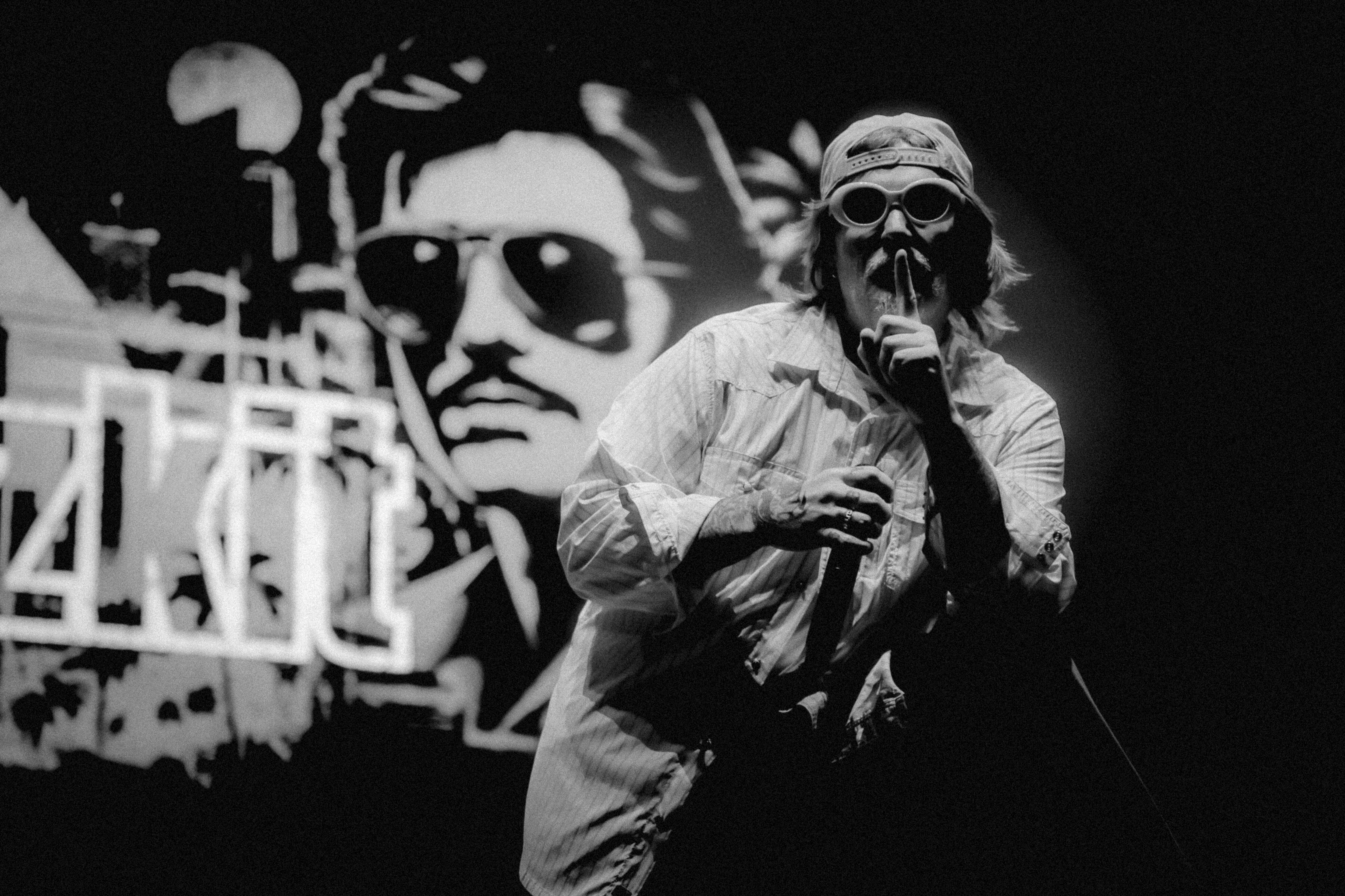 Limp Bizkit cierra Loserville en el MedPlus de Bogotá (dic 5, 2025).