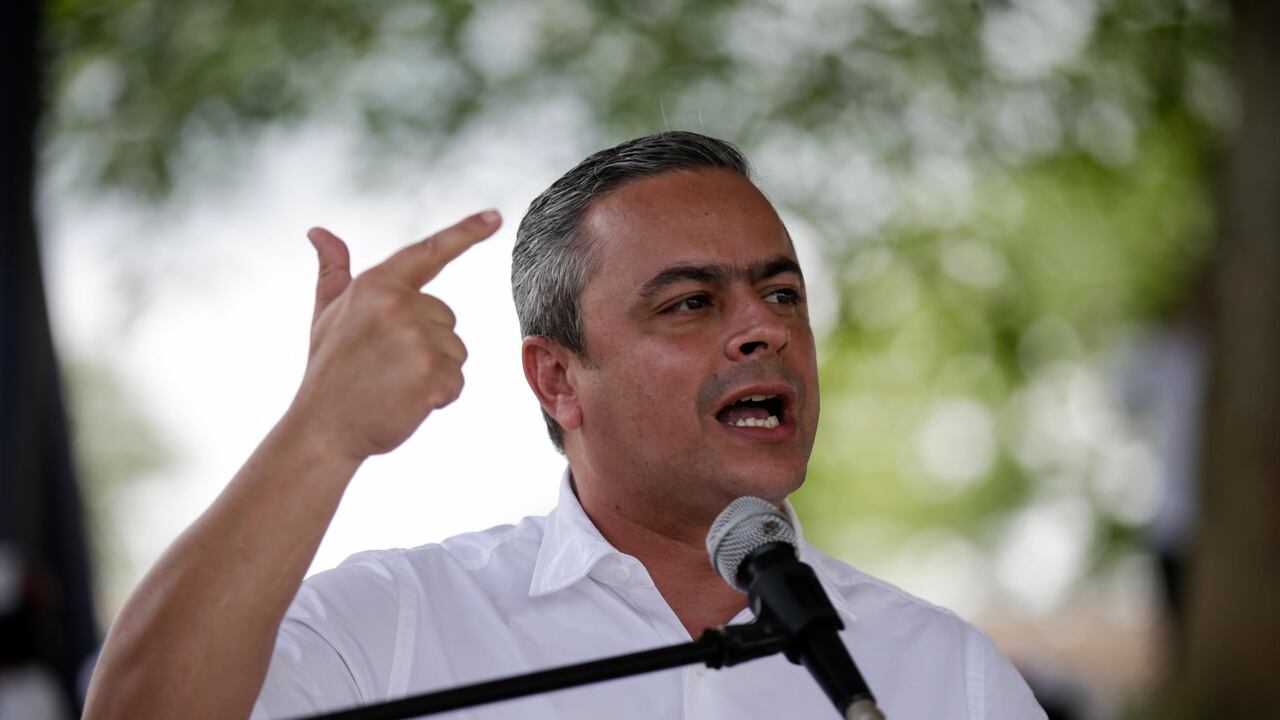 Juan Camilo Restrepo fue designado como alcalde (e) de Medellín luego de que Daniel Quintero fue suspendido por presunta participación política.