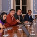 Gustavo Petro llega a acuerdos con los indígenas Embera