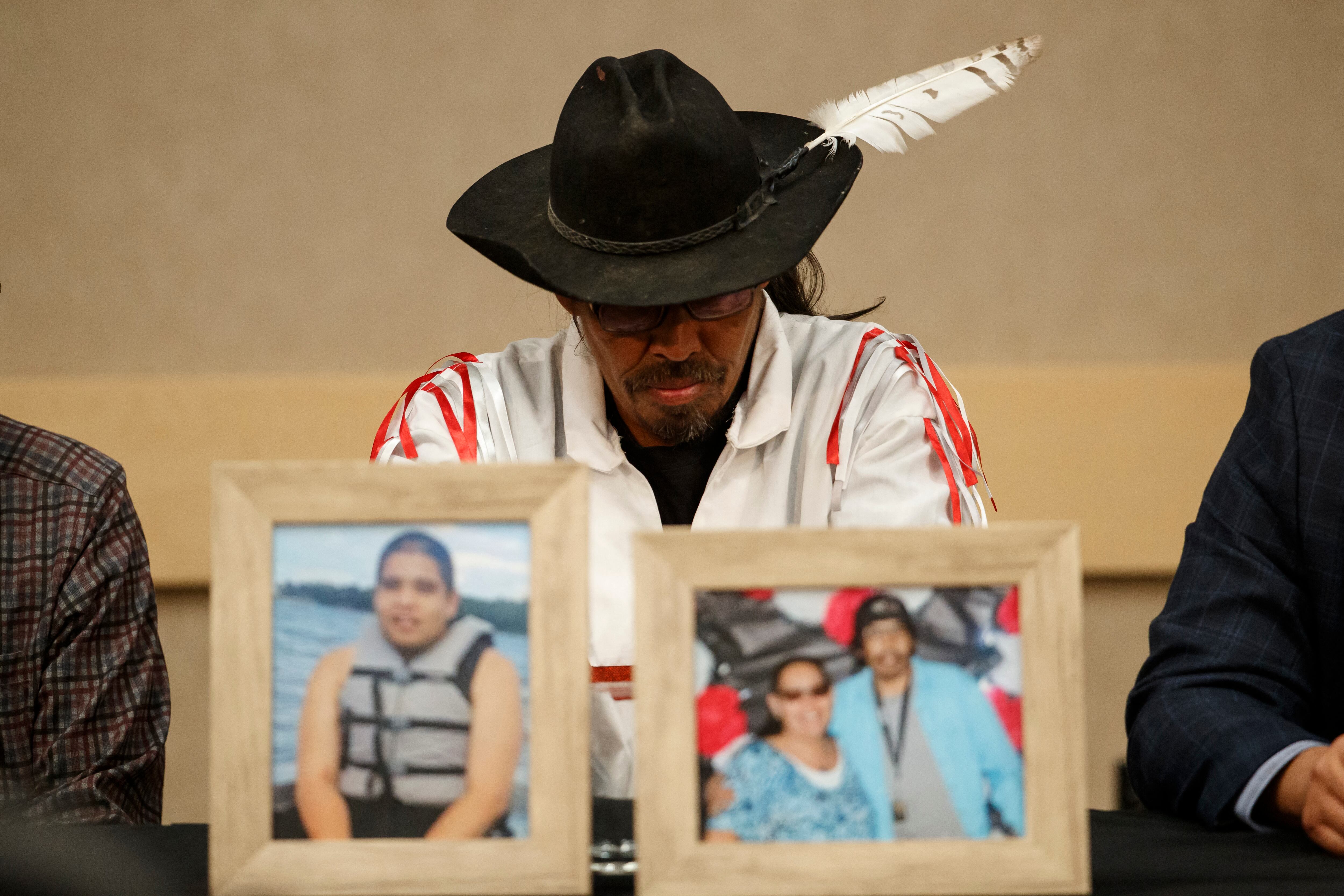 Brian Burns padre y esposo de dos de las víctimas de la masacre a cuchillo en Canadá.