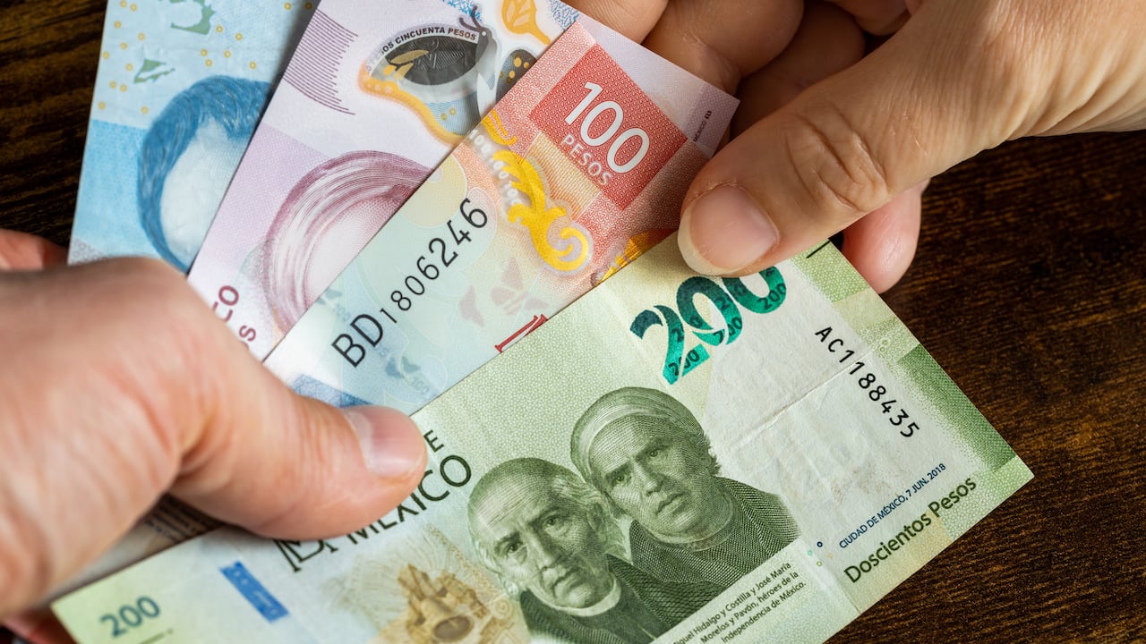 Peso mexicano sigue mostrando su solidez y se va apreciando frente al dólar.