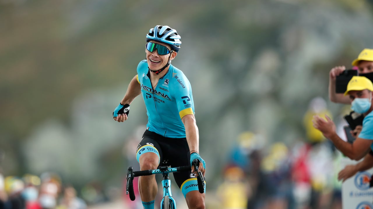 El colombiano se impuso en la etapa reina del Tour de Francia.