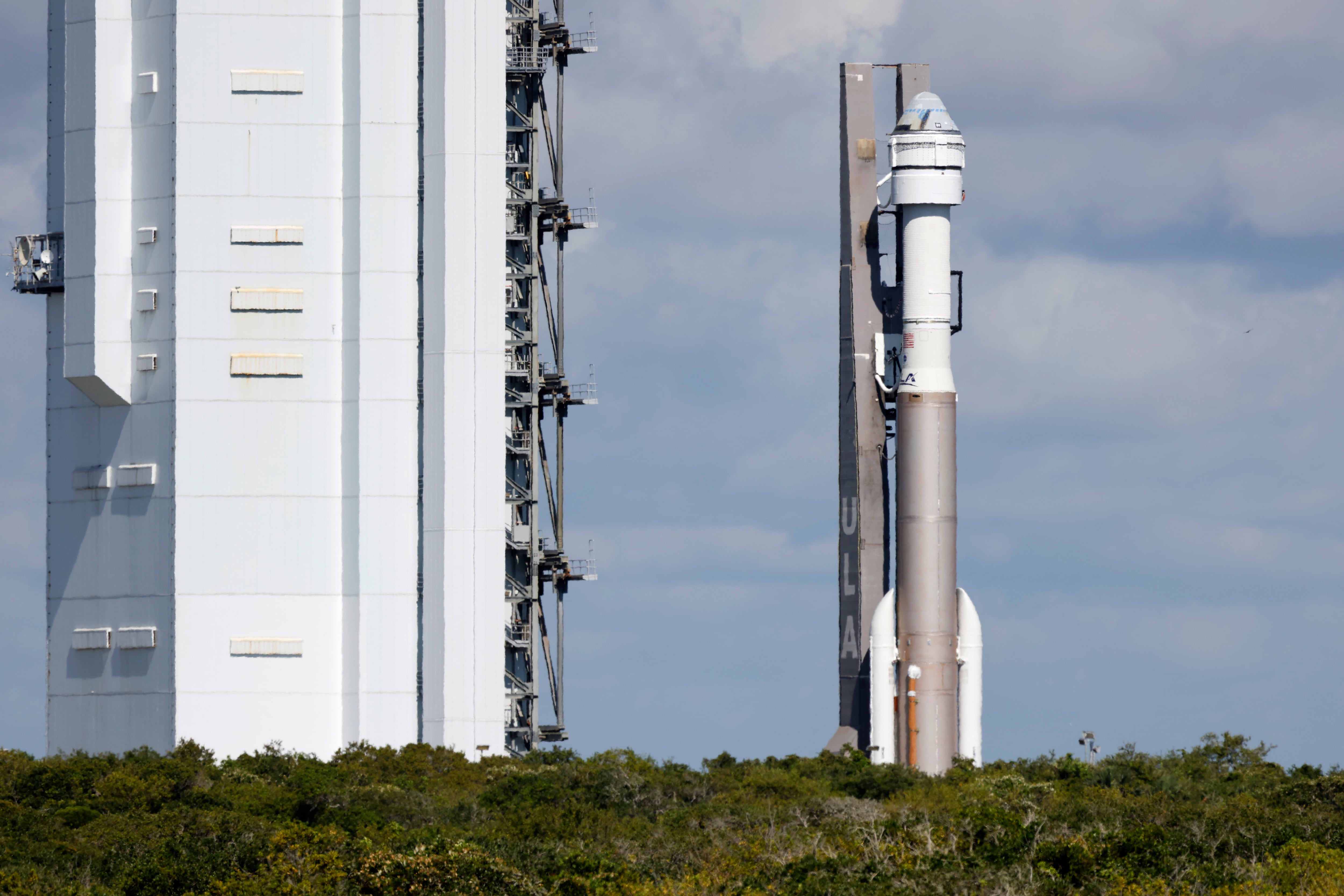 Cápsula Starliner de Boeing sobre un cohete Atlas V