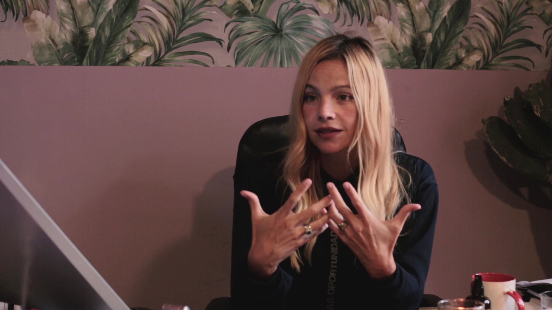 “Si desarrollamos el talento de servir vamos a tener una mejor Colombia”: Johana Bahamón