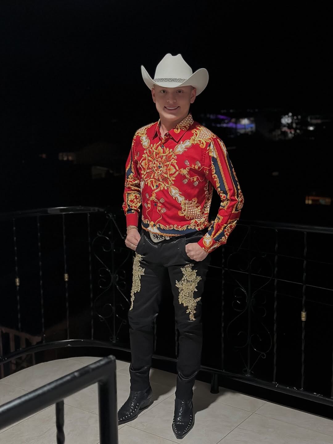 Miguel Ayala está secuestrado junto con su manager.