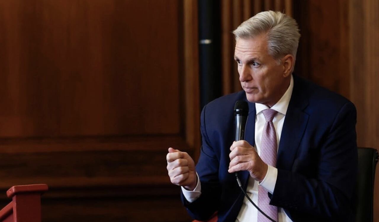 Kevin McCarthy es el presidente republicano de la Cámara de Representantes, ala del Congreso que busca aprobar el proyecto de ley