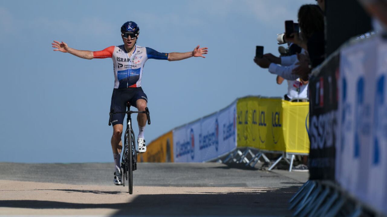 Michael Woods ganó la etapa 9 del Tour de Francia 2023.