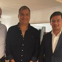 El expresidente de Ecuador Rafael Correa se reunió con representantes del gobierno de Colombia. Foto: Twitter Rafael Correa.