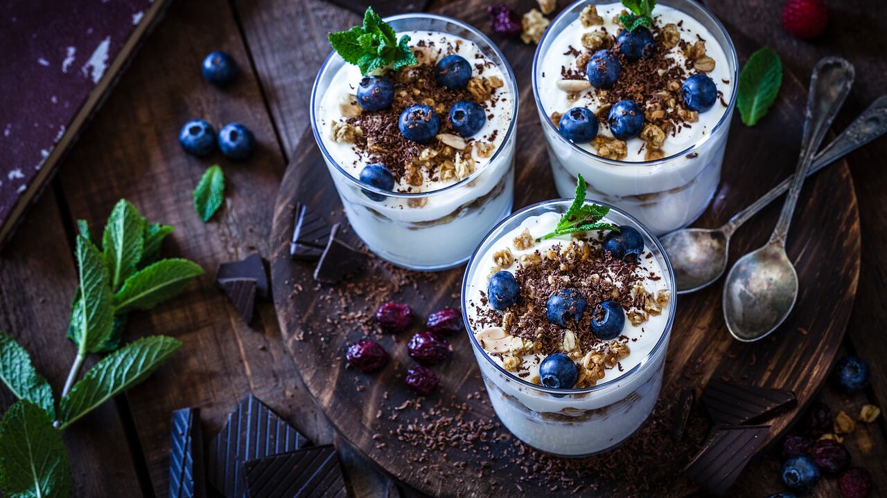 El yogur natural trae grandes beneficios para la salud. Ayuda a prevenir la diabetes.