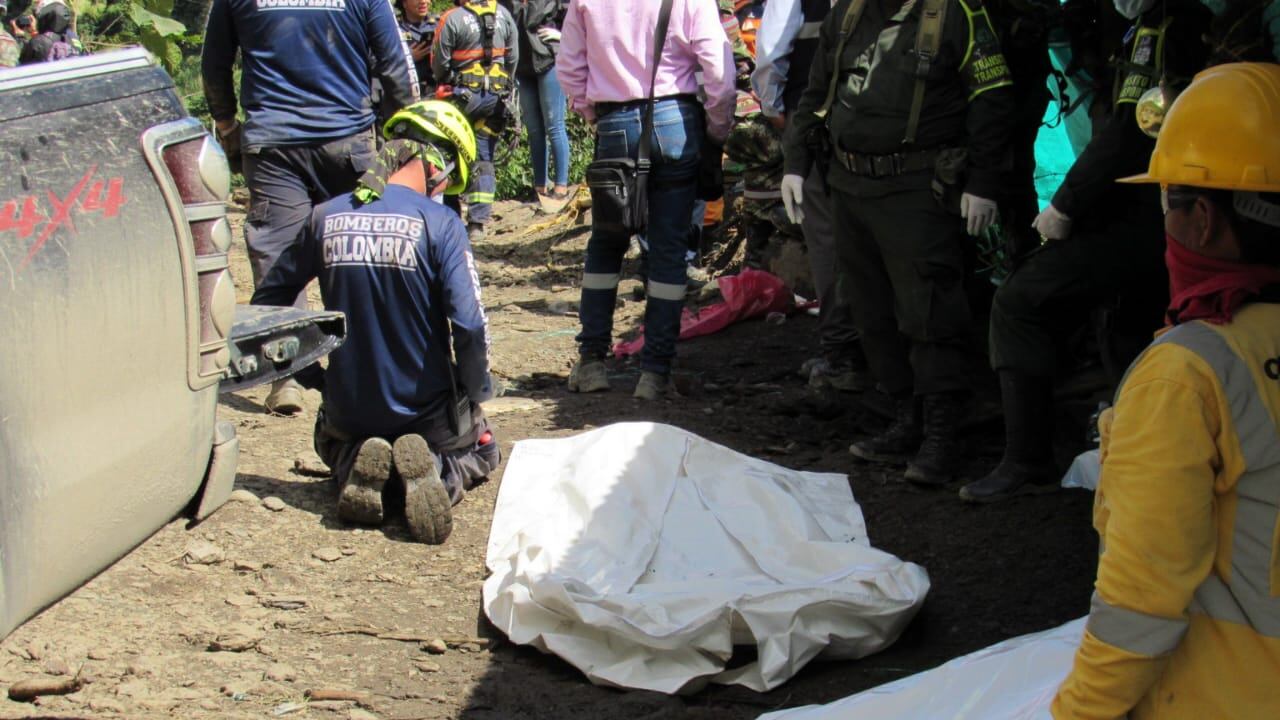 Organismos de socorro en el lugar de la tragedia
