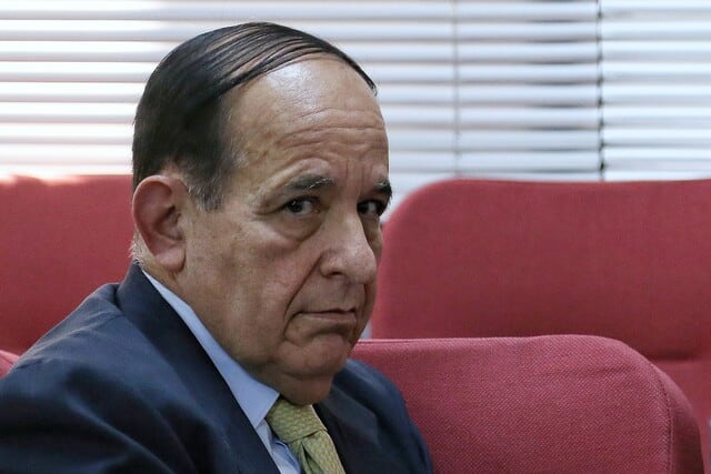 El exsenador Álvaro Ashton entregó información ante la JEP sobre vínculos de dirigentes políticos y empresarios con las AUC.