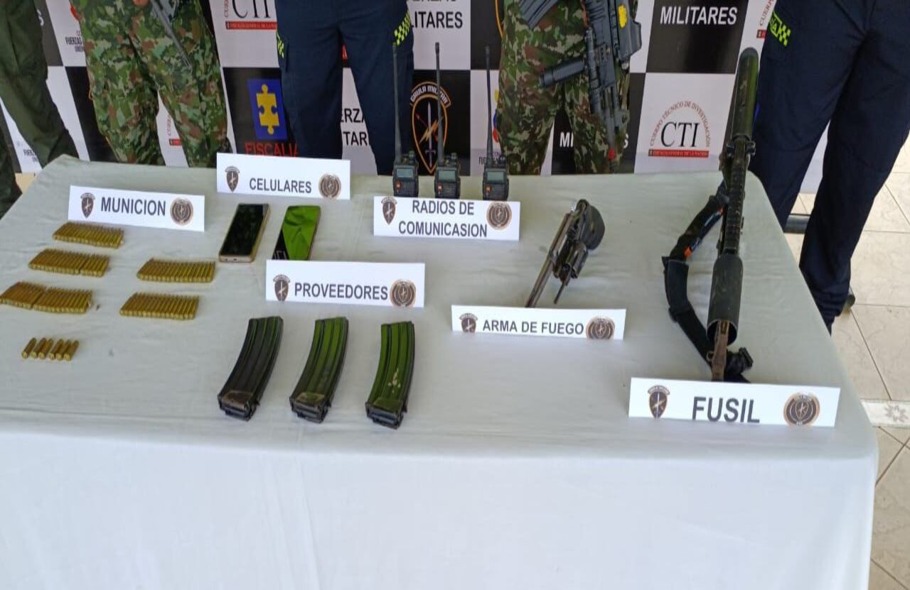 La intervención se produjo en el marco de órdenes de allanamiento judiciales y del trabajo conjunto entre inteligencia militar.