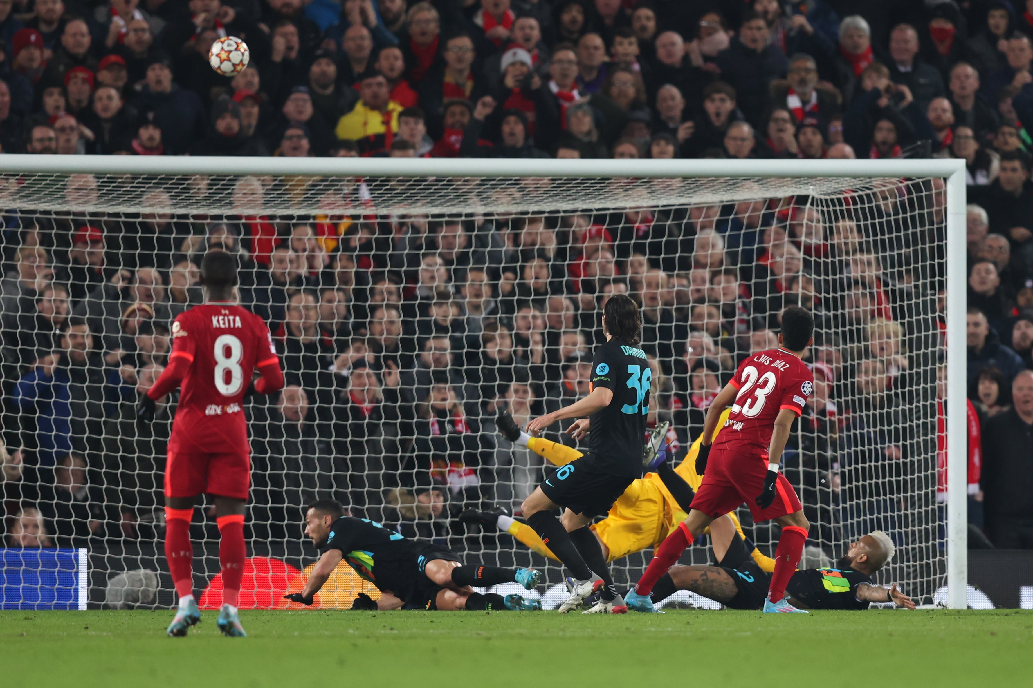 El colombiano tuvo la chance más clara de gol del partido sobre el último minuto de juego.