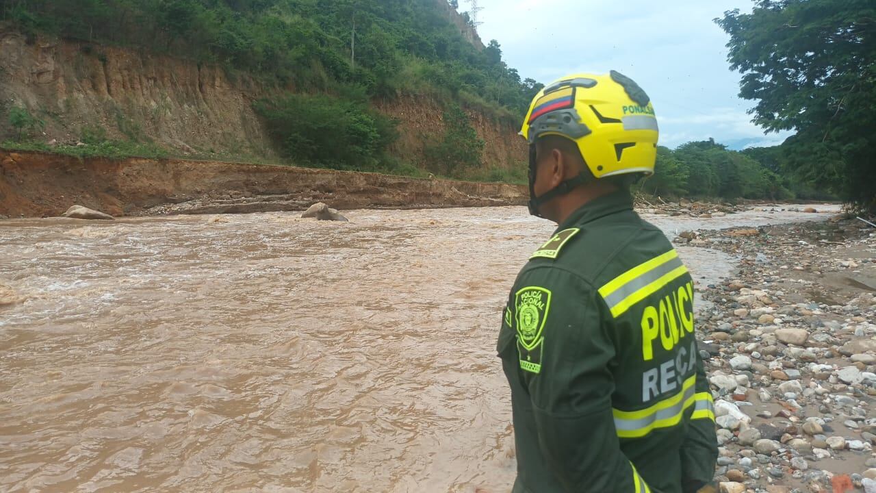 Integrantes de Polnasar realizaron el rescate de los menores de edad.