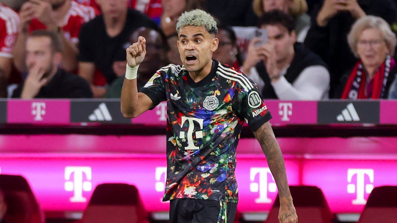 Luis Díaz en el Bayern Múnich con particular camiseta.