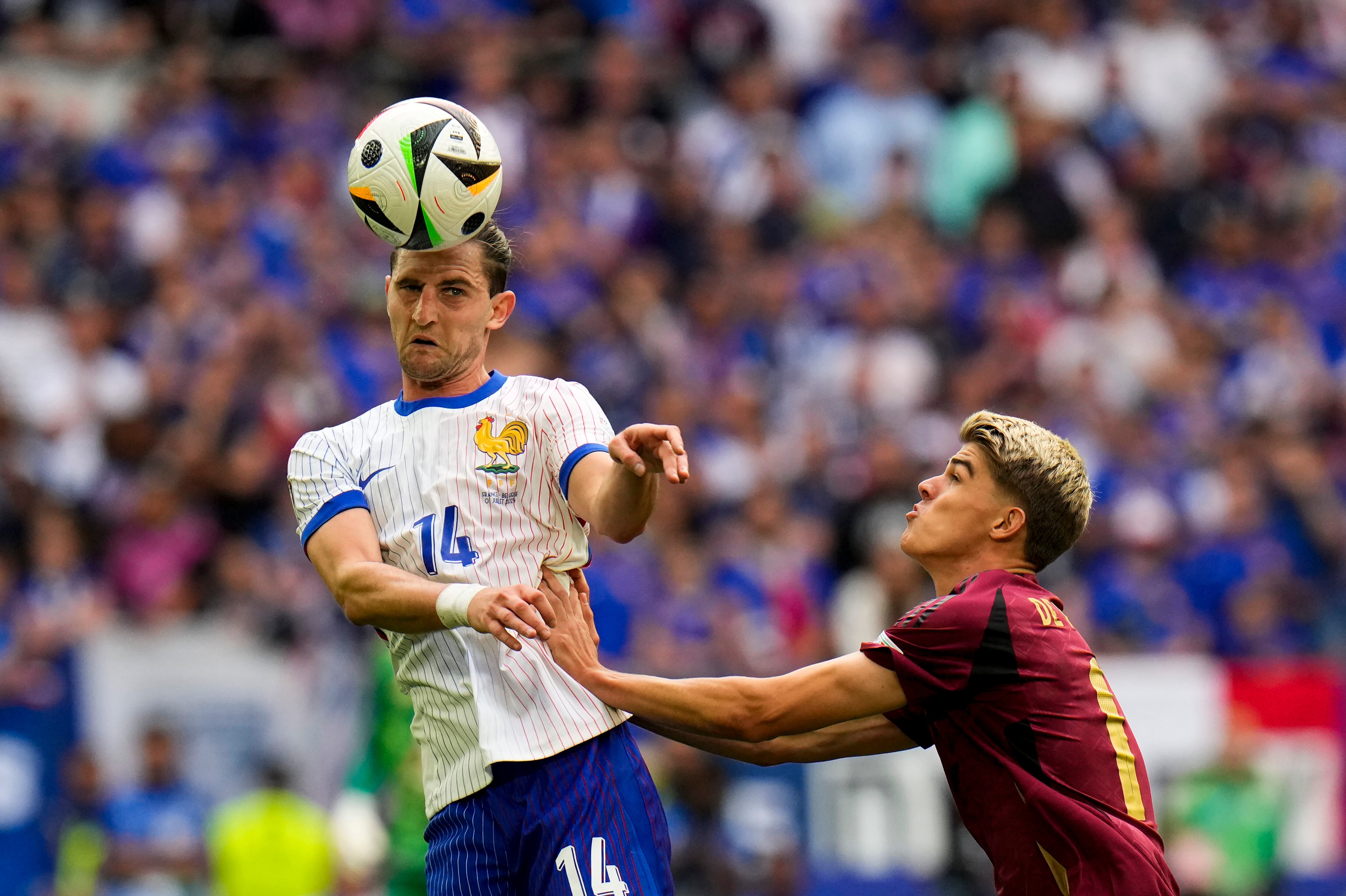 Adrien Rabiot (izq.) sincero de cara al duelo contra España por semifinales.