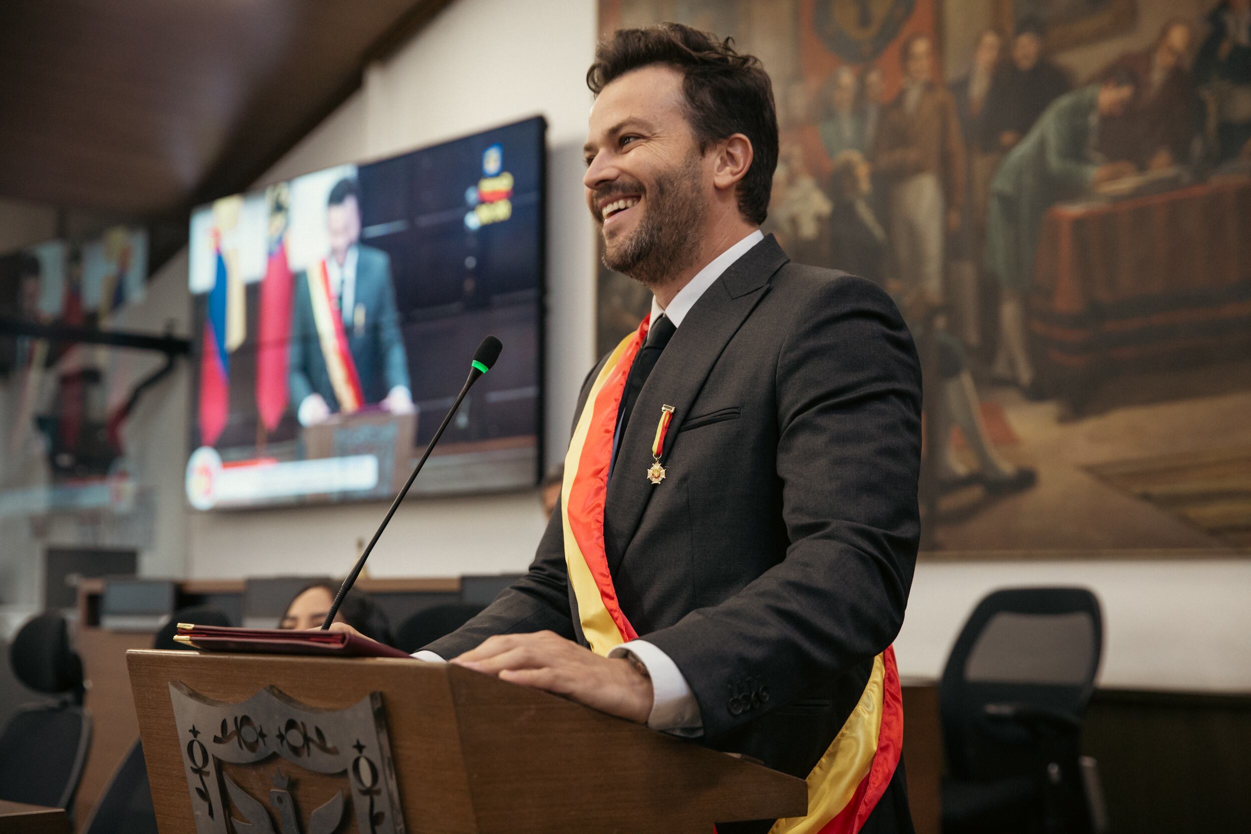 GUSI

ES CONDECORADO POR EL CONCEJO DE BOGOTÁ CON LA “ORDEN CIVIL AL MÉRITO JOSÉ ACEVEDO Y GÓMEZ” EN EL GRADO CRUZ DE ORO