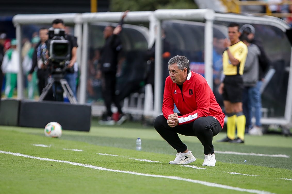 Bogotá. Abril 19 de 2025. Equidad Seguros enfrenta a América de Cali, por encuentro válido de la Liga BetPlay I 2025 de la fecha 15, en el Estadio Nemesio Camacho El Campín. (Colprensa - Cristian Bayona).
