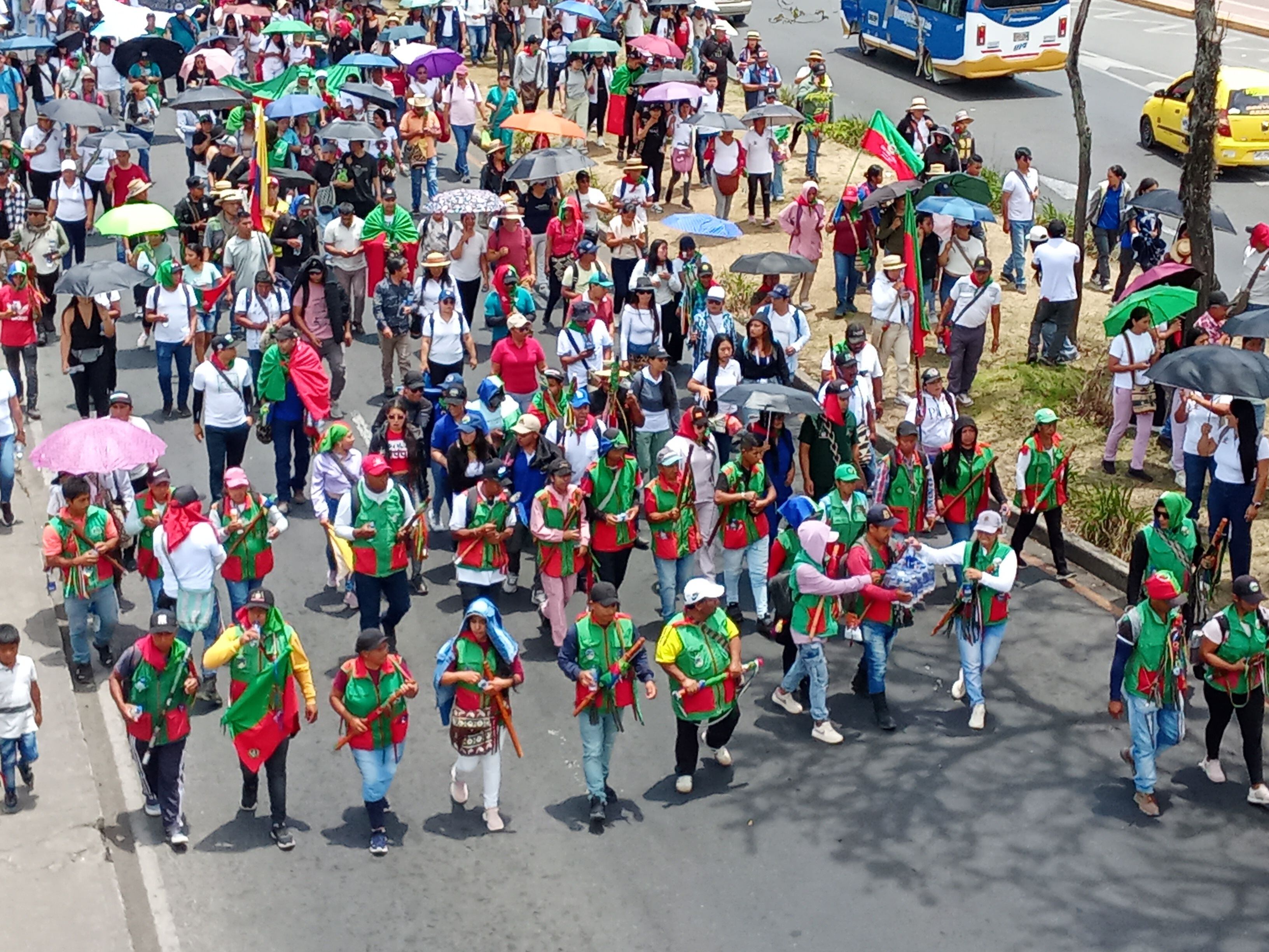 La guardia indígena participó en las movilizaciones que se adelantaron en Popayán en respaldo al gobierno de Gustavo Petro.