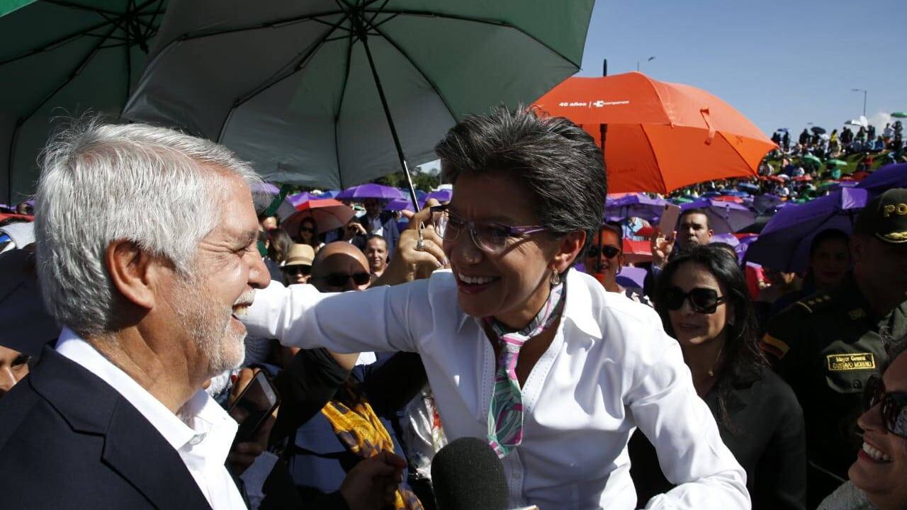 Claudia López y el alcalde Enrique Peñalosa este primero de enero.