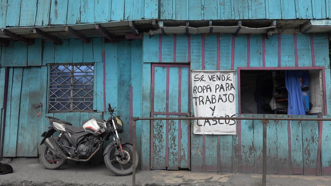 Cerro de Fura Tena  Esmeraldas