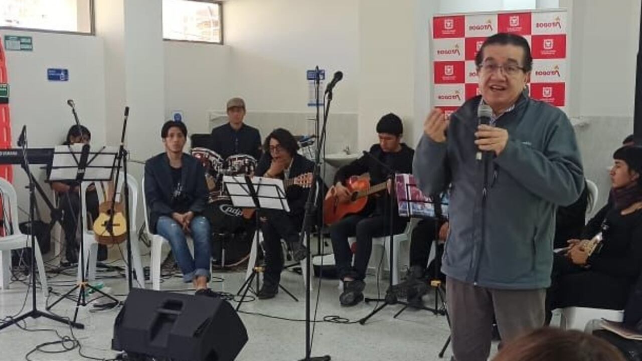 El ministro de Salud y Protección Social, Fernando Ruiz Gómez, en la presentación de la Política Pública Social para Habitantes de Calle.