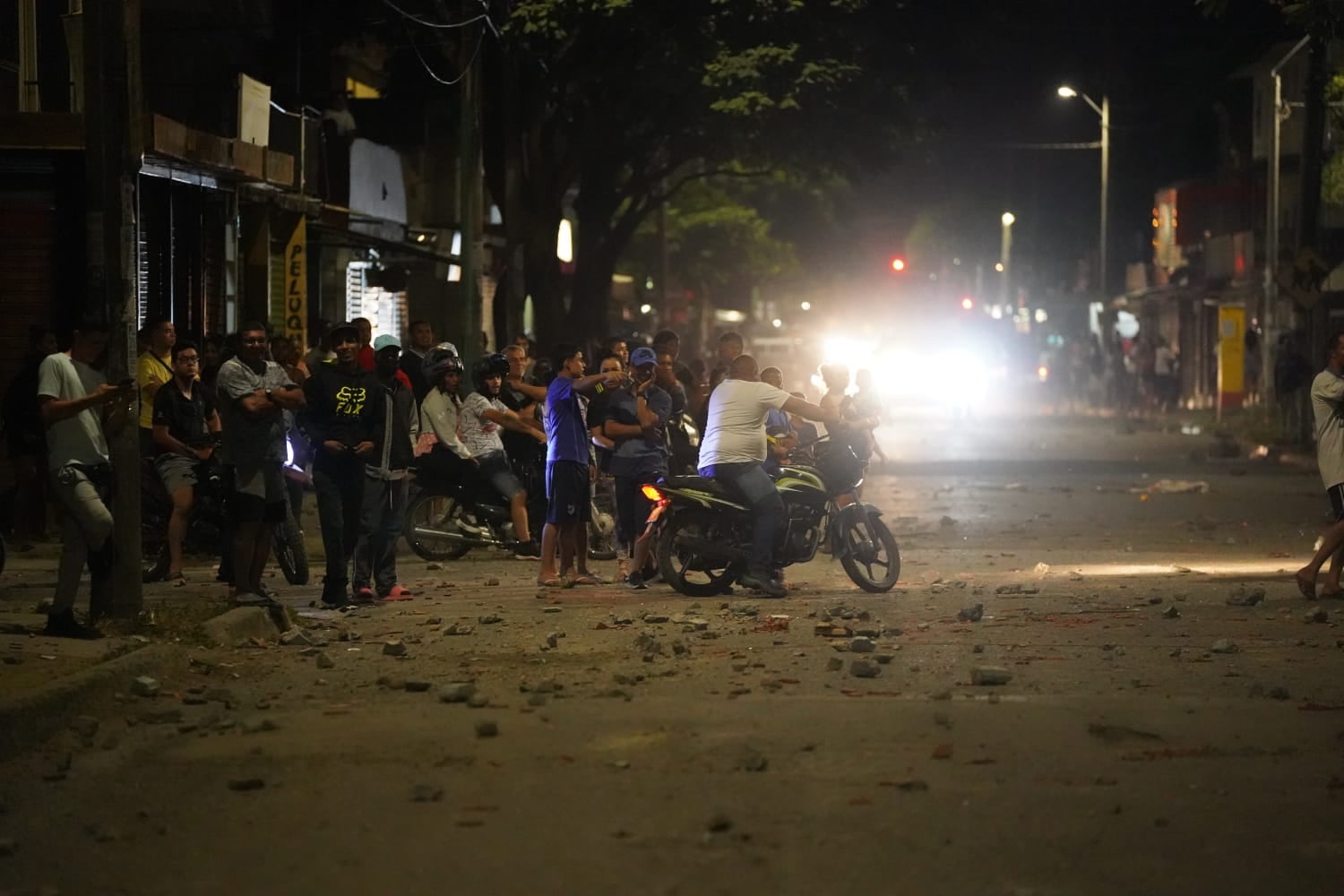 Por esta razón se desataron disturbios en un colegio de Cali.
