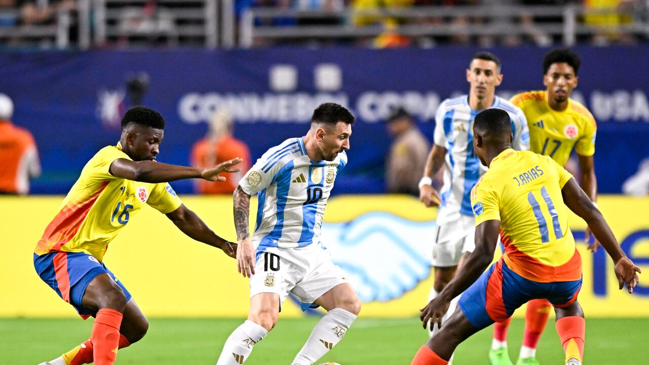 Lionel Messi, jugador de Argentina, enfrentando a Colombia en la Copa América