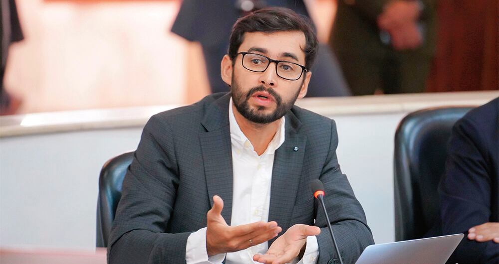 José Jaime Uscátegui reveló la información del dinero que reciben los representantes investigadores para contratar asesores.