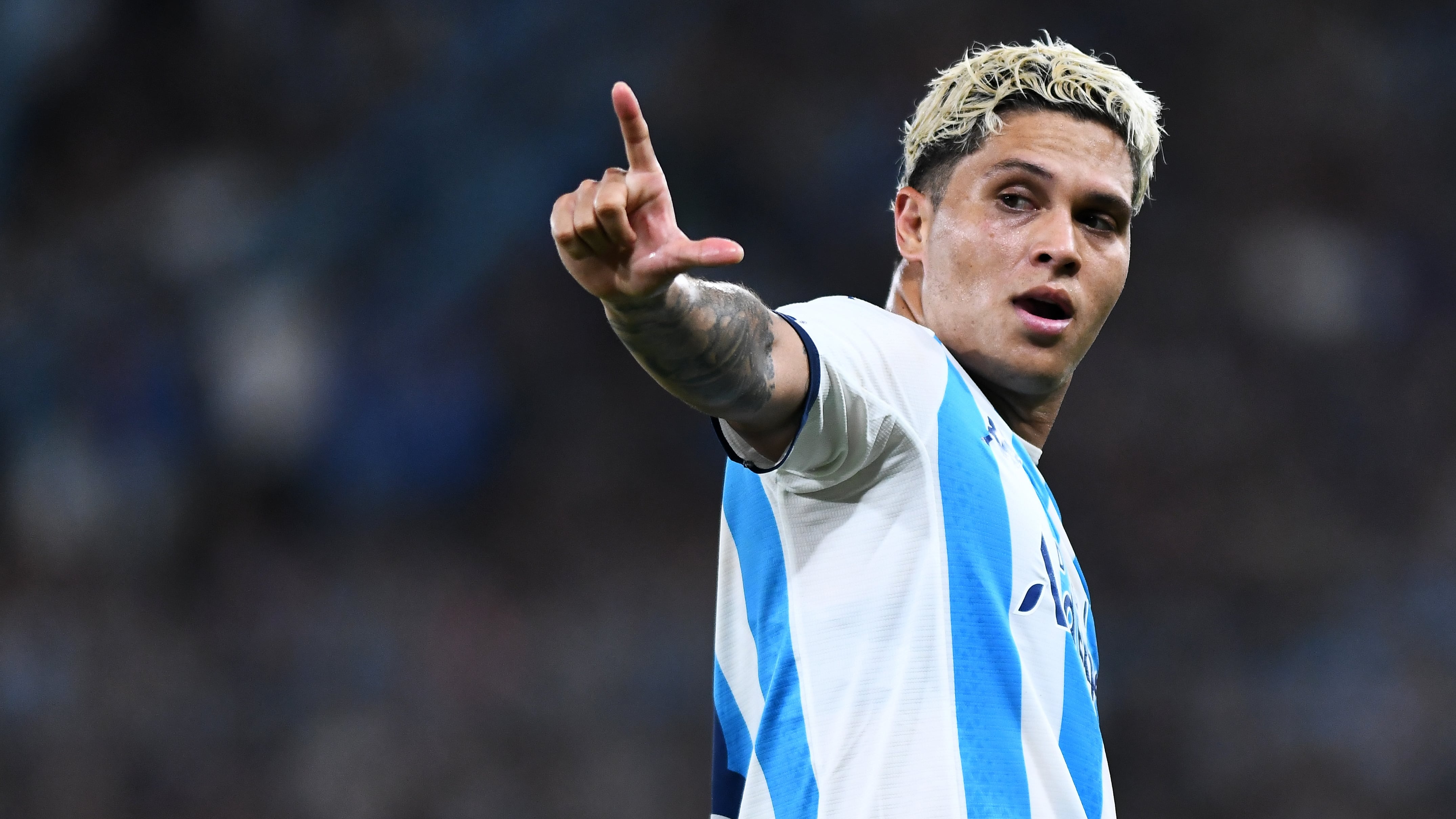 Juan Fernando Quintero cuando aún vestía los colores de Racing.