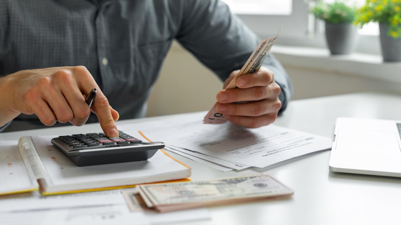 Es importante comprender los topes salariales determinados para la declaración de impuestos en este nuevo periodo fiscal.