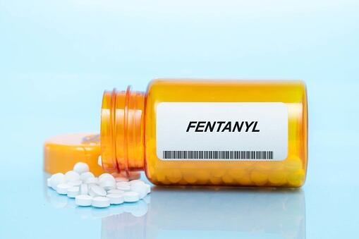 Estados Unidos intensifica su ofensiva integral contra el tráfico ilícito de fentanilo, la droga sintética que más vidas cobra en el país.